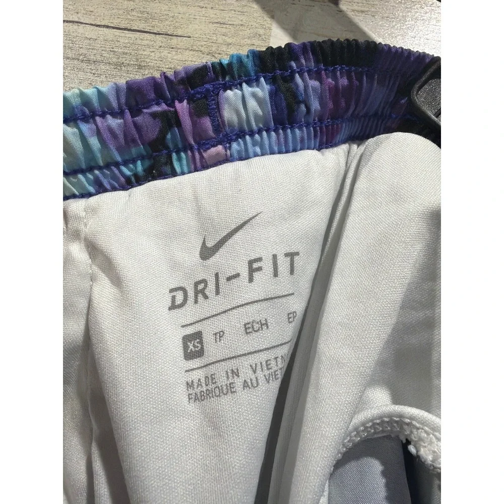 Nike Tempo Running Shorts Women XS Purple Floral Mesh Active Athletic *Flawed